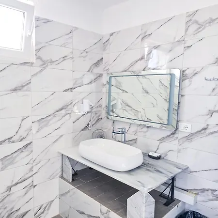 Horizon Bliss With Sea View *