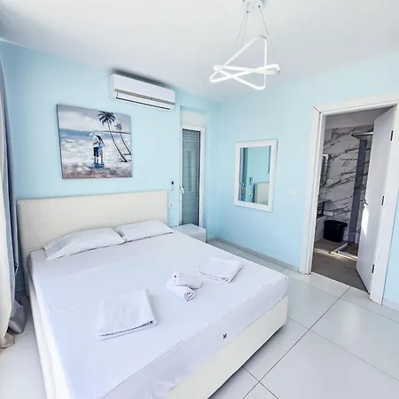 Horizon Bliss With Sea View