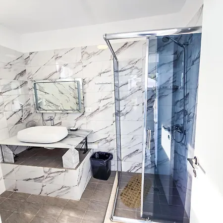 Horizon Bliss With Sea View