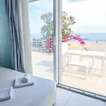 Horizon Bliss With Sea View Apartment