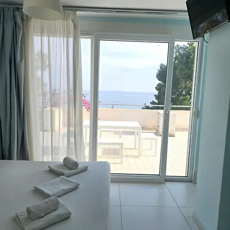 Horizon Bliss With Sea View