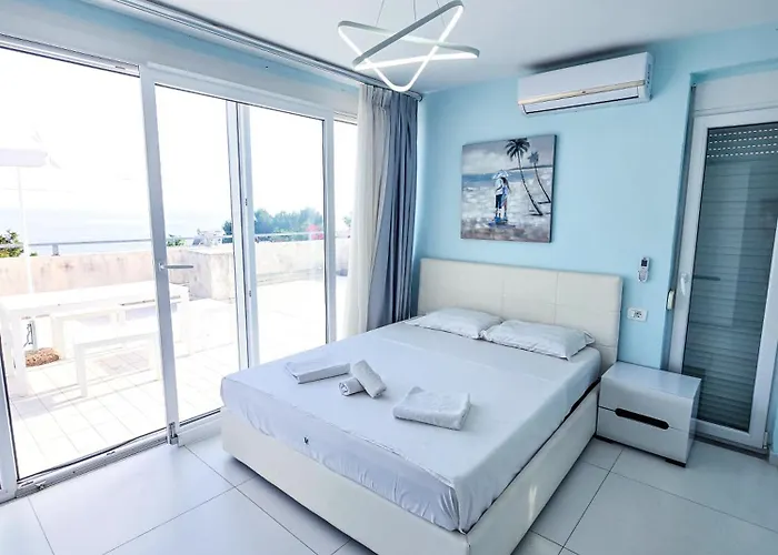 Horizon Bliss With Sea View Apartament Dhërmi