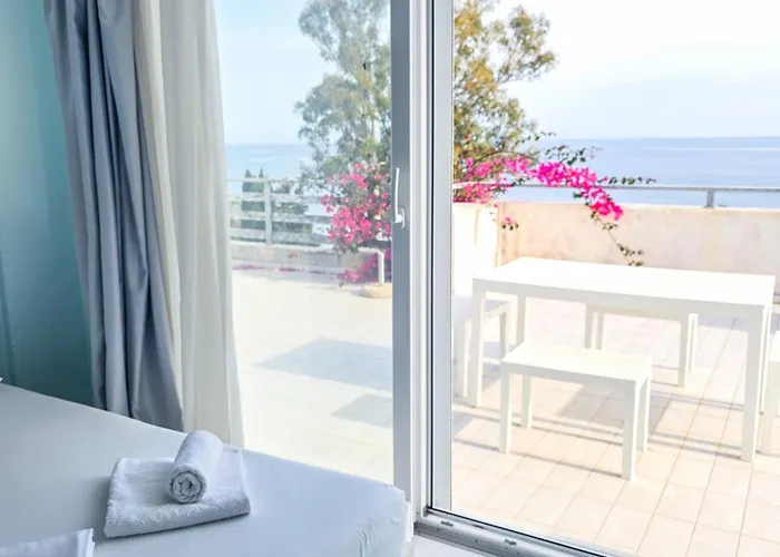 Horizon Bliss With Sea View Apartament